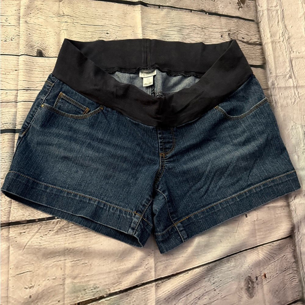 Motherhood maternity shorts size L